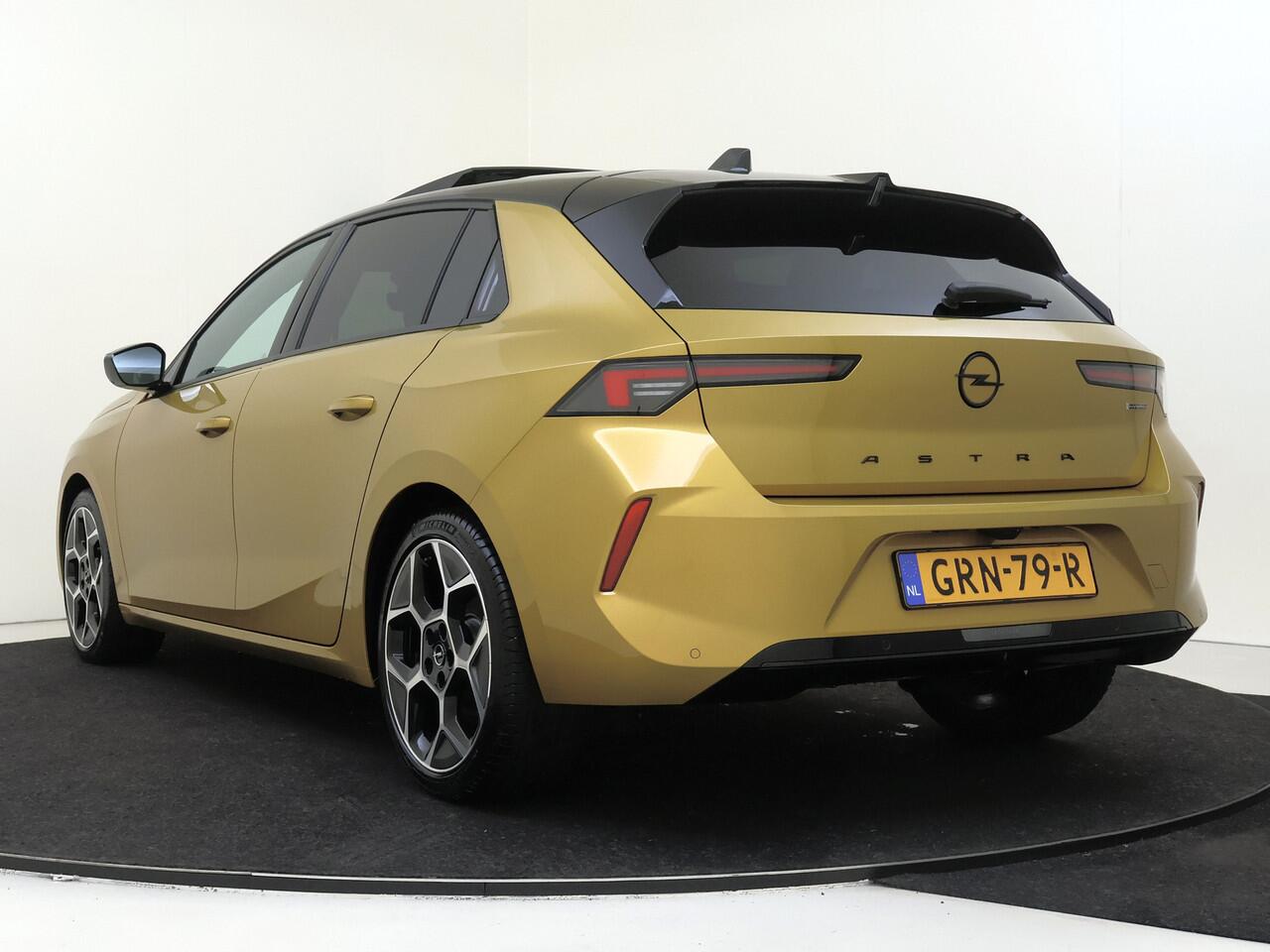 Opel ASTRA 1.2 Turbo Hybrid Ultimate | Winterpakket | Schuifdak | Camera |