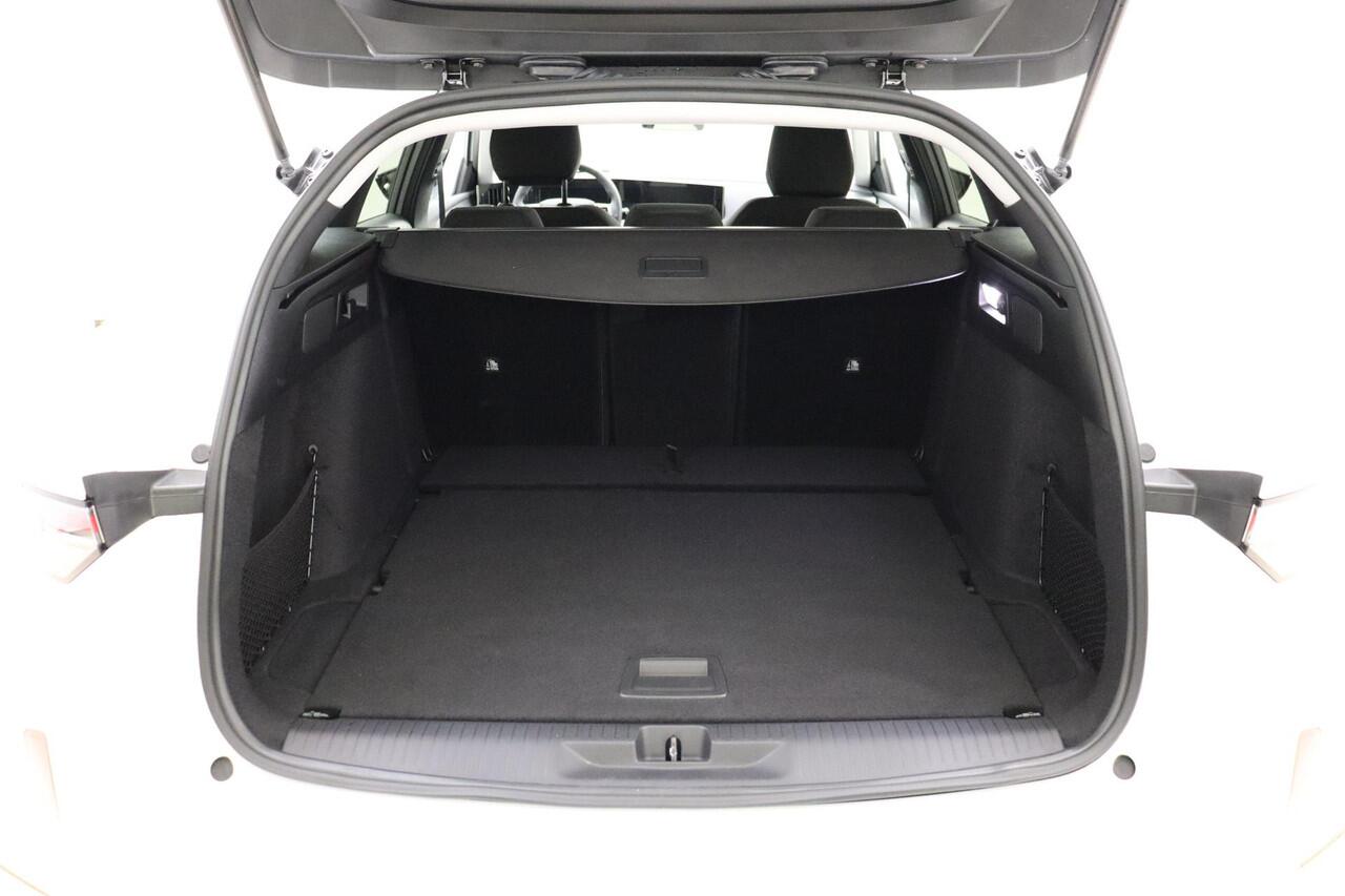 Opel ASTRA Sports Tourer 1.2 Turbo Business Edition | Climate Control | Navigatie | Camera | Stoel- en stuurverwarming | Full LED | 16'' LM Velgen