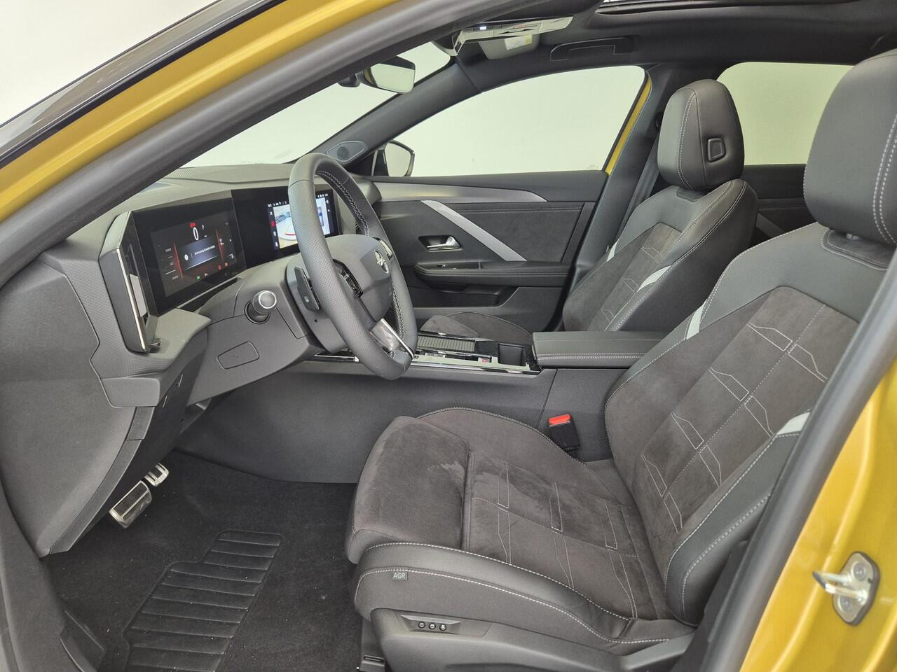 Opel ASTRA 1.2 Turbo Hybrid Ultimate Automaat | Head-up Display | Panoramisch Schuif/Kanteldak | Navigatie | Keyless Entry | AGR Comfortstoelen |