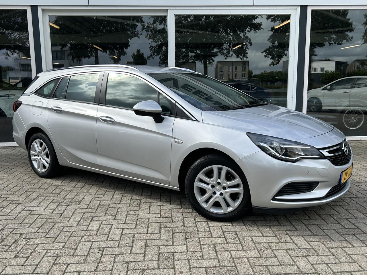Opel ASTRA Sports Tourer 1.0 Turbo Business+ 50% deal 4.475,- ACTIE Sportstoelen / Navi / Clima / Cruise / Telefoon