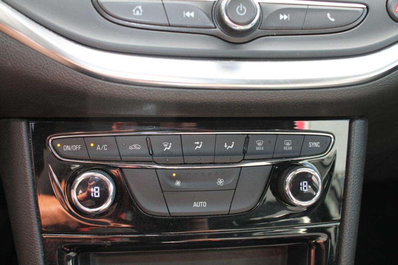 Opel ASTRA 1.5 CDTI Business Elegance