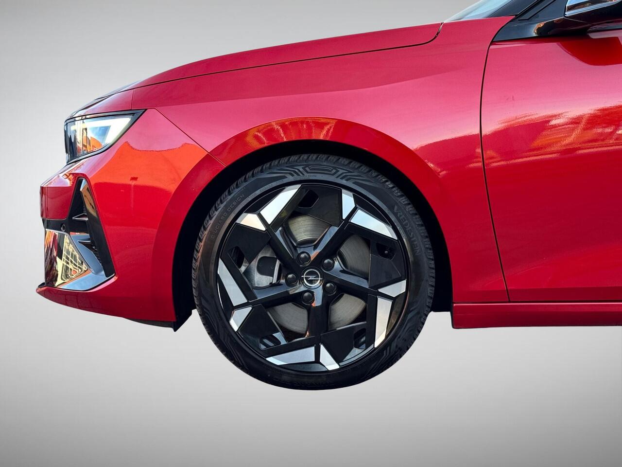 Opel ASTRA Sports Tourer 1.6 Turbo Plug In Hybrid GSe Afneembare Trekhaak, NL-Auto!