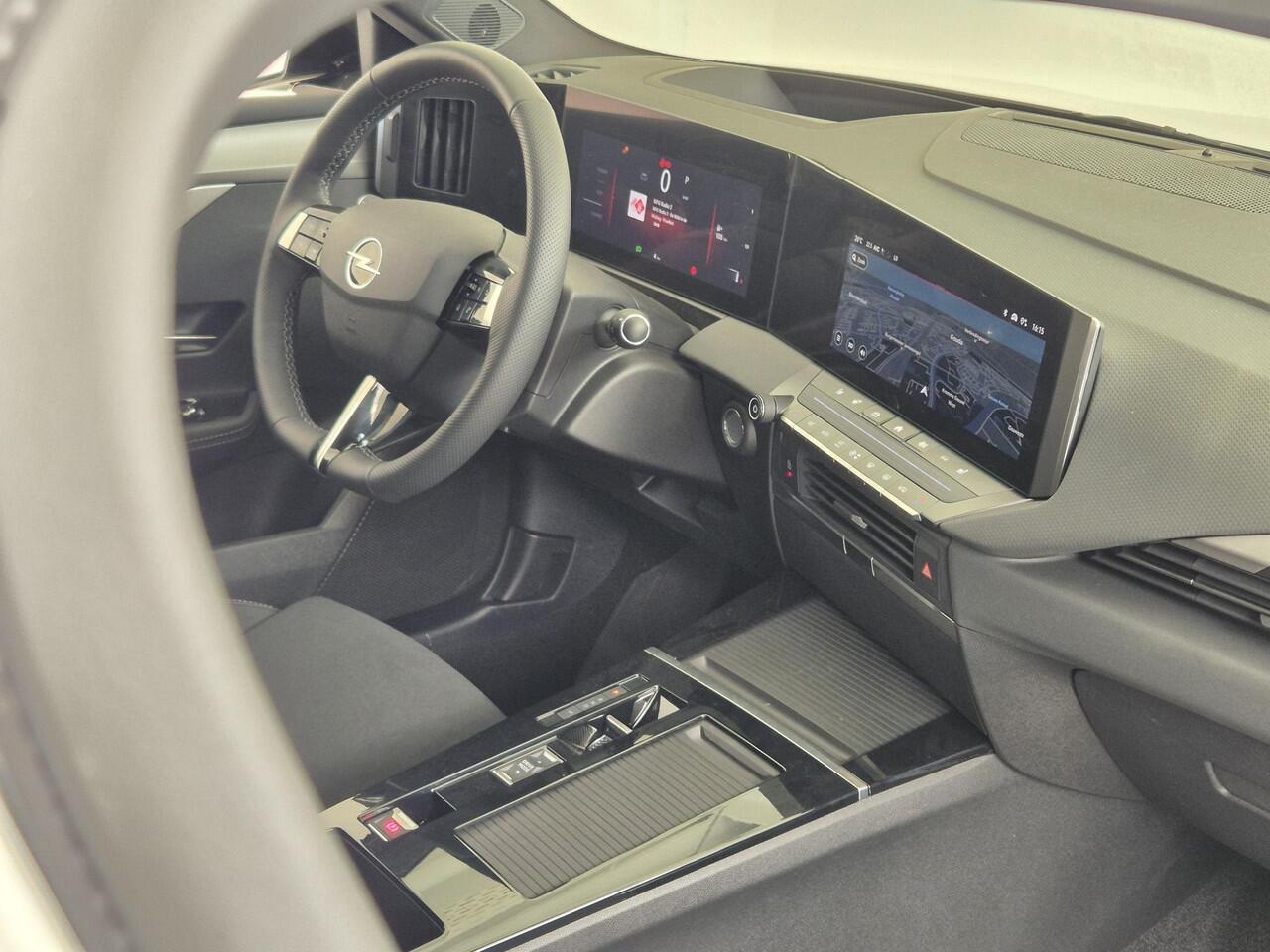 Opel ASTRA Sports Tourer 1.2 Turbo Hybrid Ultimate Automaat | Navigatie | Head-up Display | Keyless Entry | AGR Comfortstoelen |