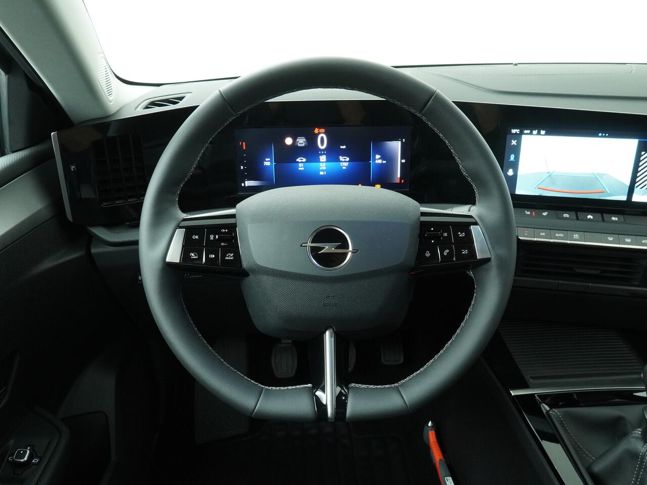 Opel ASTRA Sports Tourer 1.2 T Edition Camera / Navi / Clima / Stoelverwarming