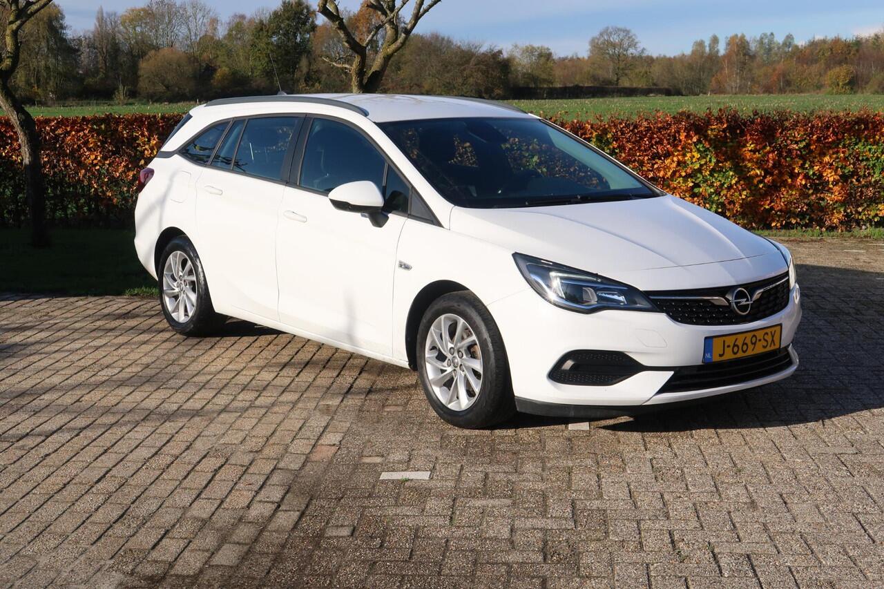 Opel ASTRA Sports Tourer 1.2 Edition NAVI CRUISE 6 VERSNELLINGEN