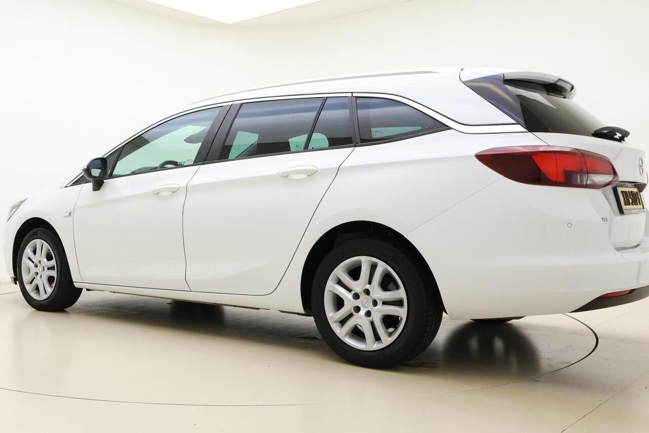 Opel ASTRA Sports Tourer 1.0 Turbo 105pk Online Edition | Navigatie | Climate control | Getint glas | Cruise control | Bluetooth | Parkeersensoren | Dakrails | DAB Radio