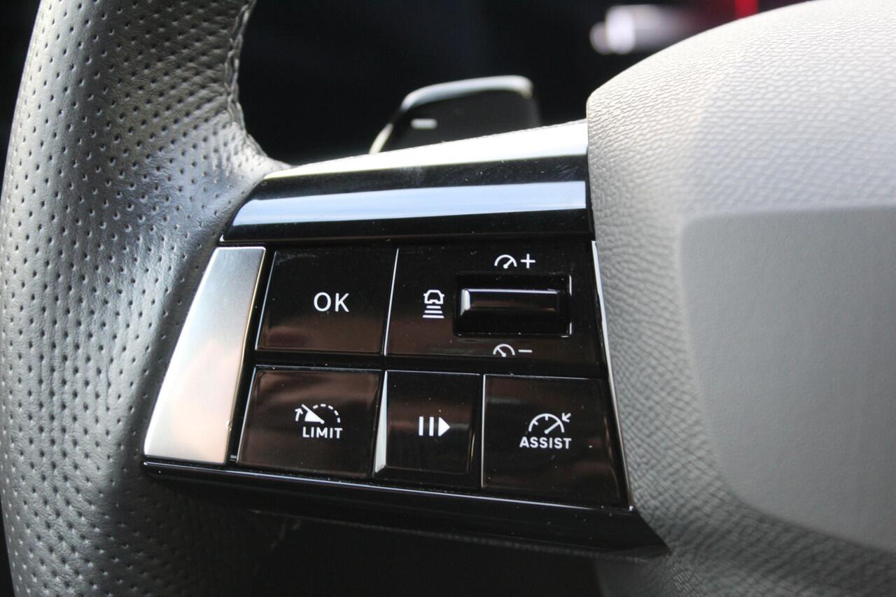 Opel ASTRA Sports Tourer 1.2 Turbo GS Line , 130 pk Automaat Climate control , Cruise control , Stoelverwarming , Bluetooth LED dag rijverlichting , AGR Stoel