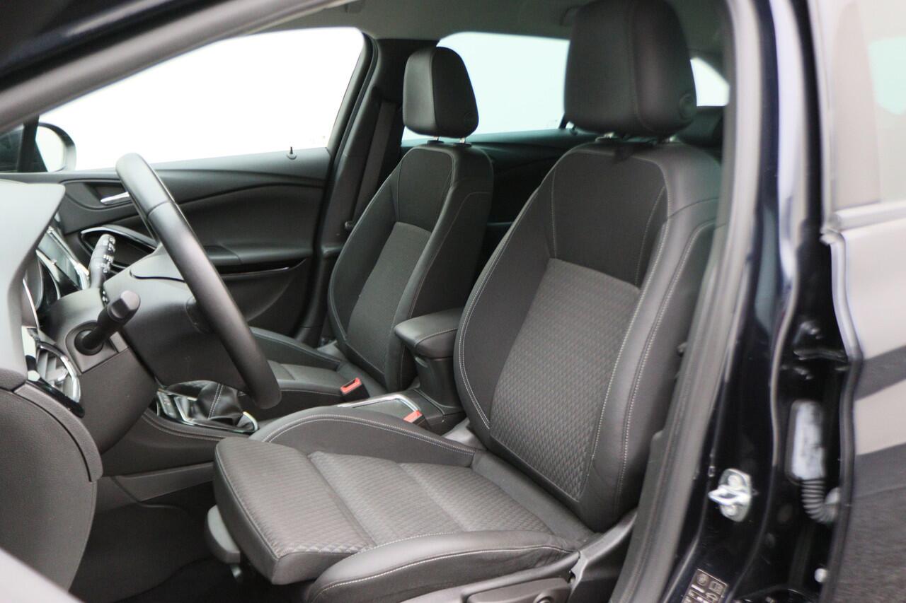 Opel ASTRA Sports Tourer 1.4 Innovation Climate, Camera, Cruise, LED, Apple Carplay, Rijstrooksensor, PDC, 16''