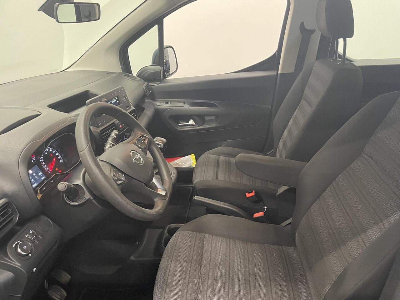 Opel COMBO Life 1.2 Turbo L2H1 110 pk 7p. Life Airco Cruise Control DAB