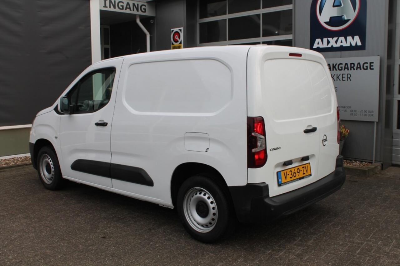 Opel COMBO 1.6D L1H1 EDITION AIRCO CRUISE NAVI