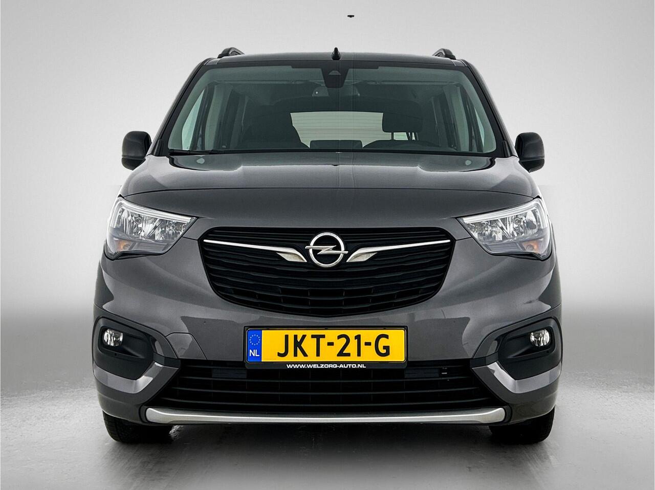 Opel COMBO LIFE 1.2 Direct leverbaar! Rolstoelauto 3+1 Direct leverbaar! Rolstoelauto 3+1