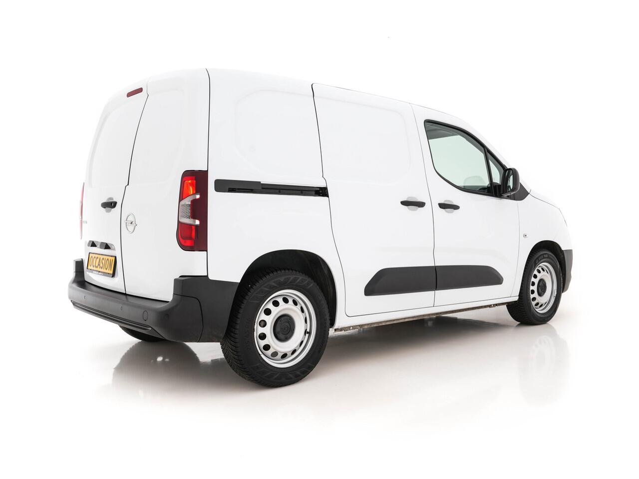 Opel COMBO Combo-e L1H1 Edition 50 kWh ( 3-Pers. ) [ 3-Fase ] {SOH-94%} Aut. * CCS-FASTLOADER | AIRCO | DAB | CRUISE | PDC | COMFORT-SEATS*