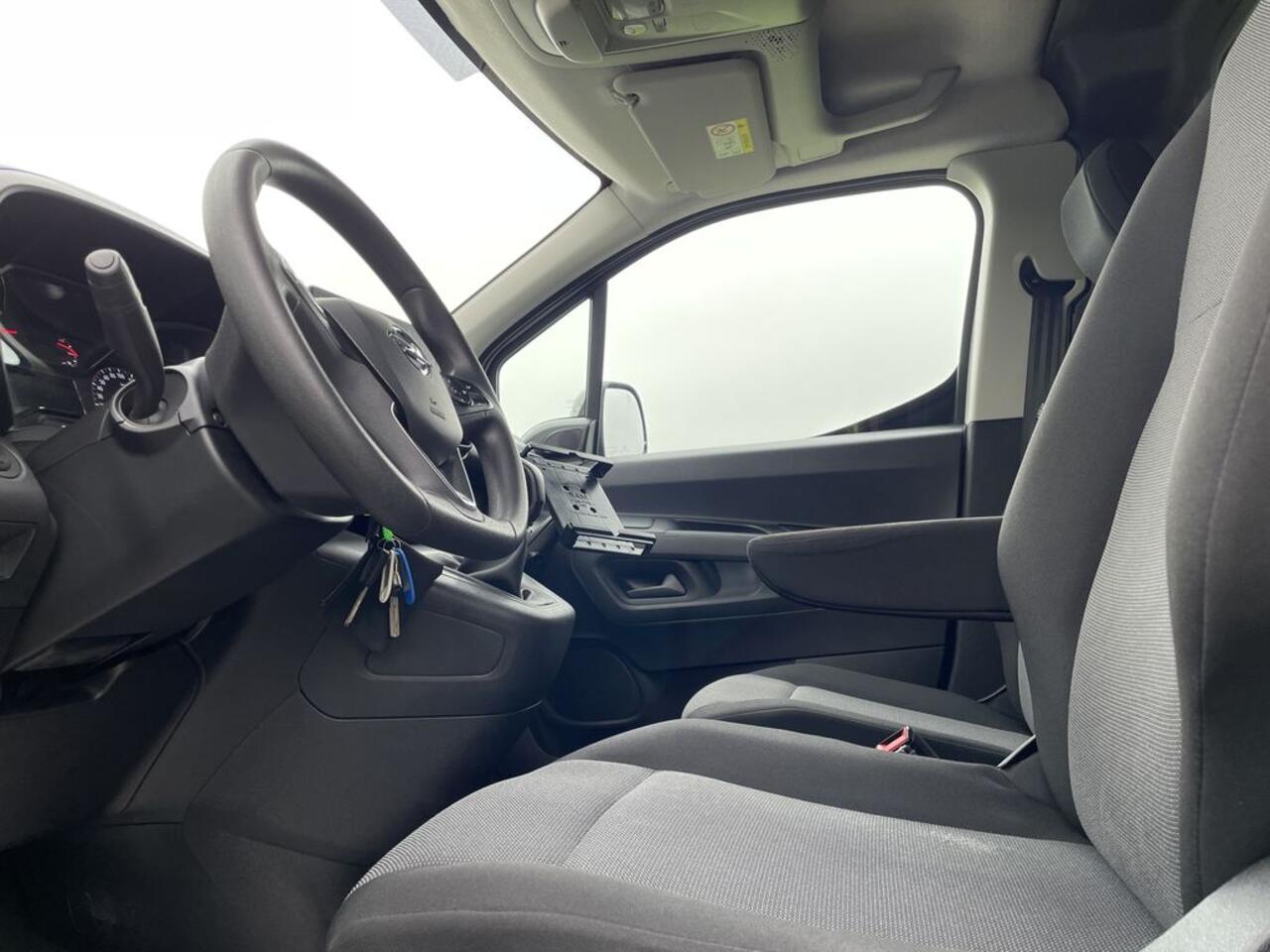 Opel COMBO 1.5 D E6 102pk L2 Edition BPM Vrij! Lease ¤178 p/m, Bedrijfsinrichting, 2x Schuifdeur, Airco, PDC, Cruise controle, onderhoudshistorie aanwezig