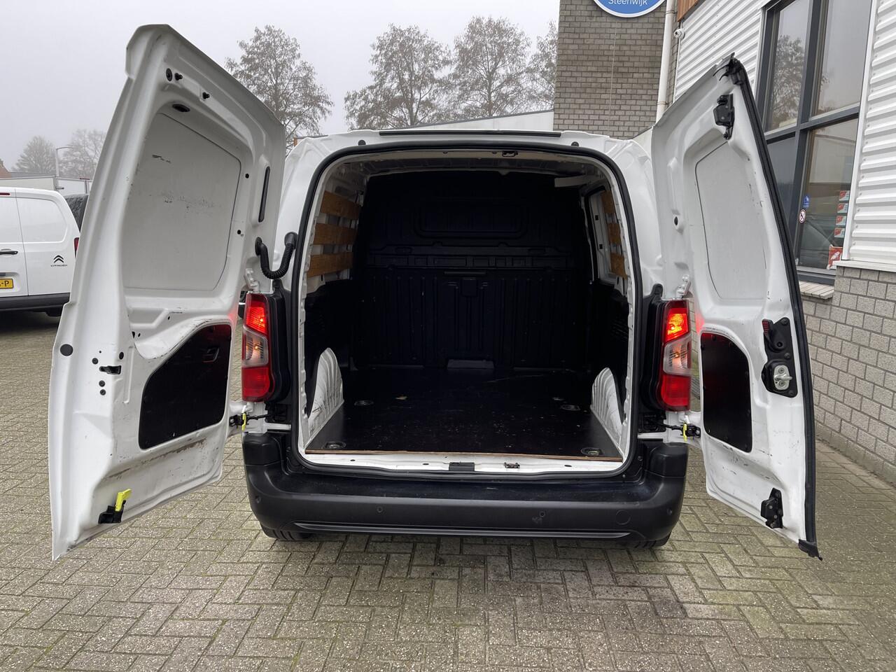 Opel COMBO 1.6D L1H1 Edition / vaste prijs rijklaar ¤ 10.950 ex btw / lease vanaf ¤ 200 / euro 6 diesel / airco / cruise / schuifdeur / navigatie / pdc achter !