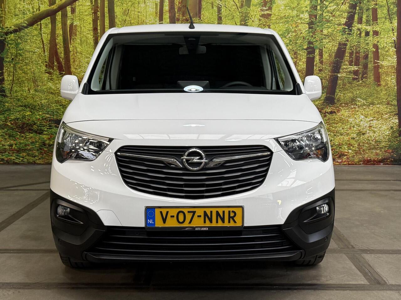 Opel COMBO 1.2 Turbo L1H1 Innovation Benzine 3 Zitplaatsen Navi Camera Carplay Dodehoek LED Cruise Control PDC V+A