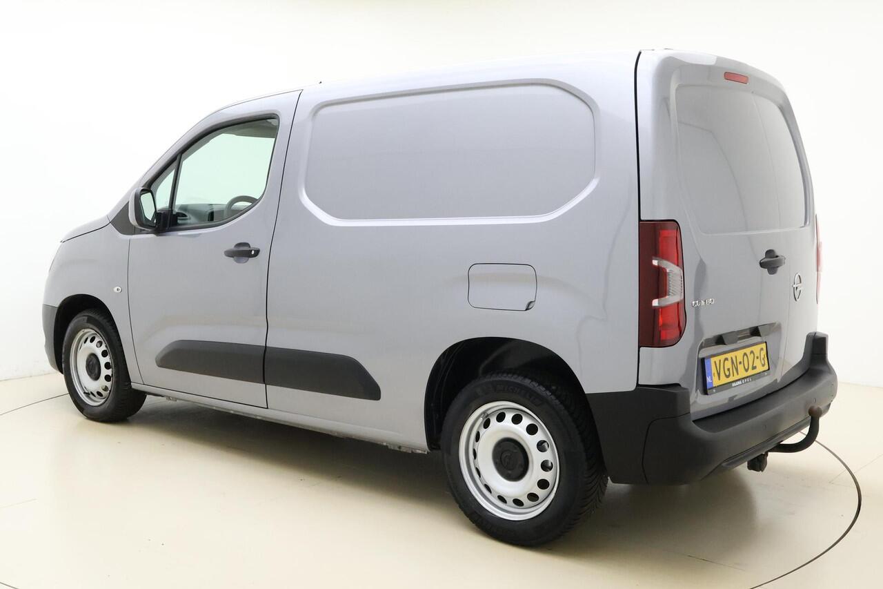 Opel COMBO 1.5D L1H1 Edition 100 PK | Navigatie | Trekhaak | Parkeersensoren | Metaallak | DAB Radio | Cruise control | Zijschuifdeur | Bluetooth | Armsteun