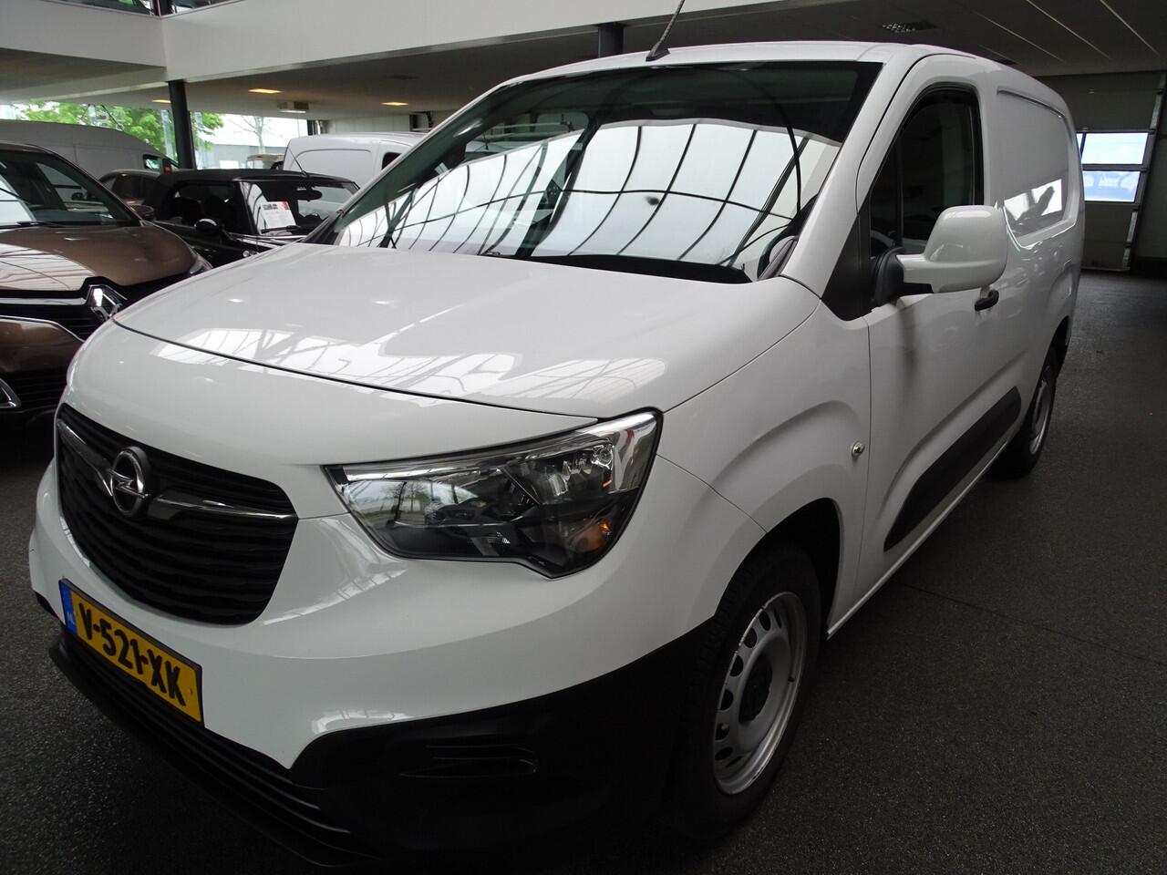Opel COMBO 1.5D L2H1 Edition maxi, Carplay, Navi, Cruise, Airco, Etc.