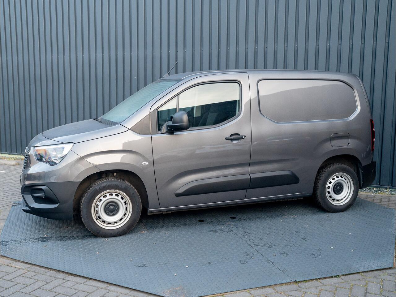 Opel COMBO 1.5D 102Pk L1H1 Edition | Bluetooth | Parkeersensoren | Cruisecontrol | Prijs Rijklaar!!