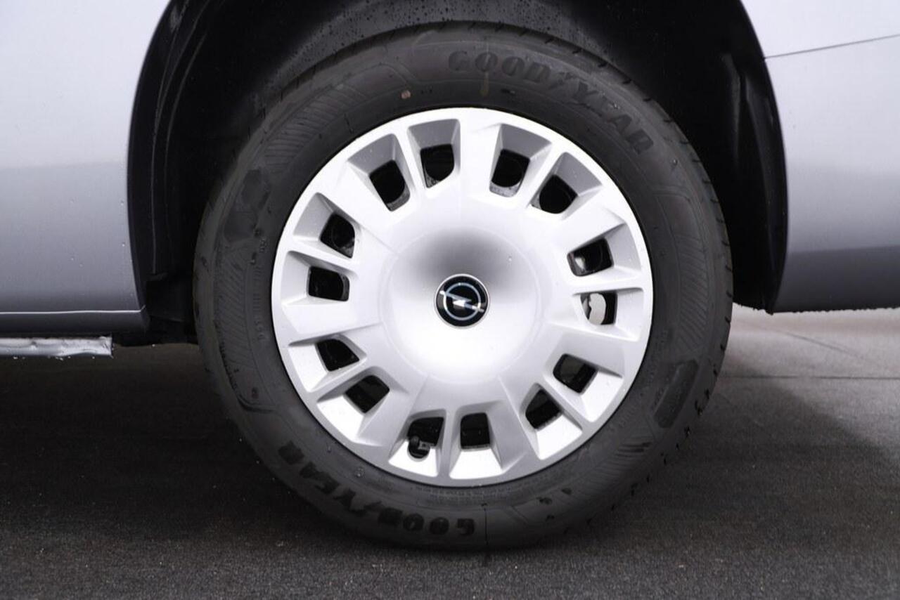 Opel COMBO 1.5D L2 102pk BPM VRIJ! Camera/AC/VC/Carplay /Vloer en wandbetimmering/Trekhaak