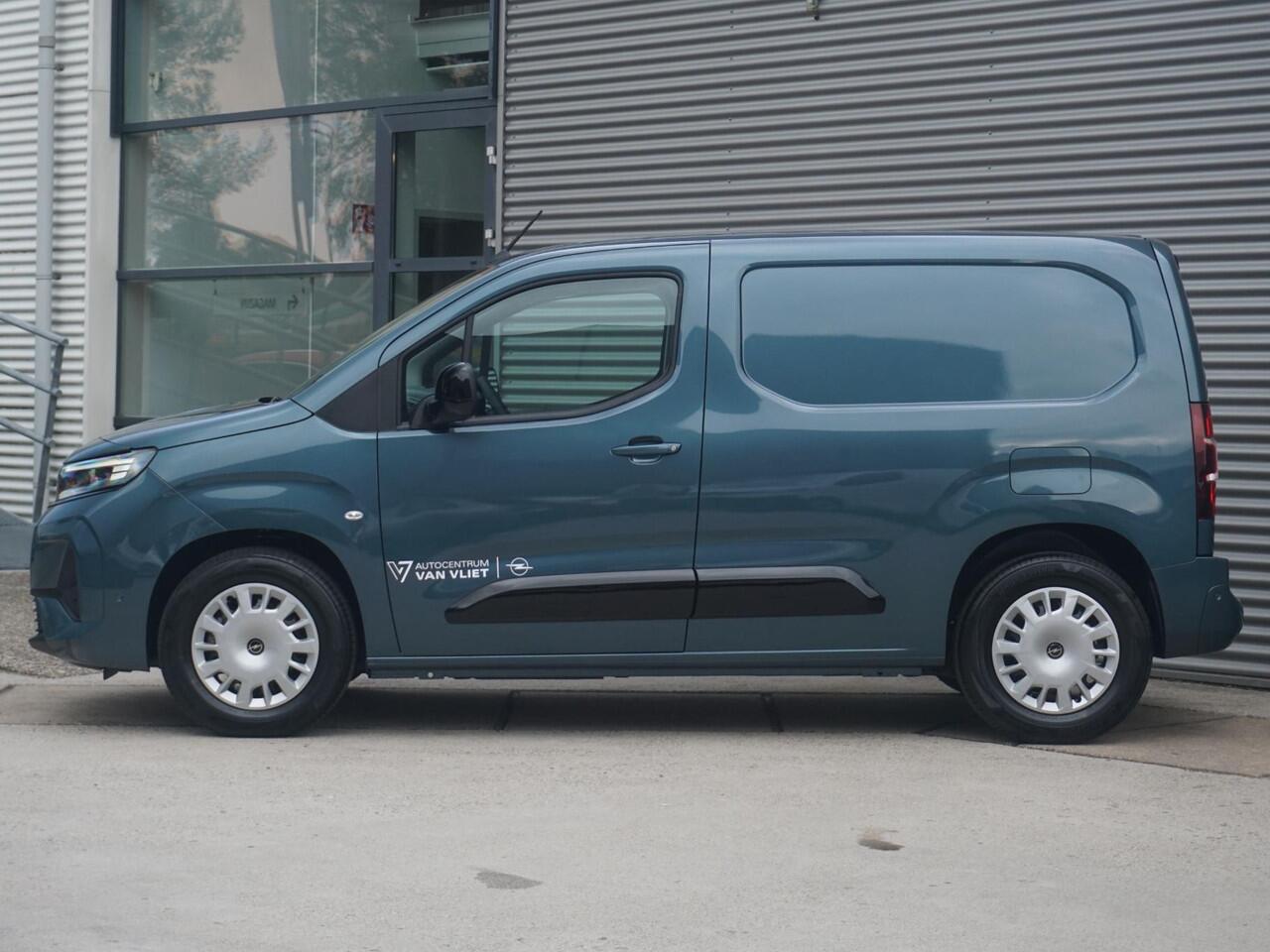Opel COMBO Electric L1 50 kWh. | tot 8 jaar garantie | 3 zitplaatsen | Pakket Comfort Connect | Pakket Drive Assist | Pakket Look | Climate Control | rijklaarprijs