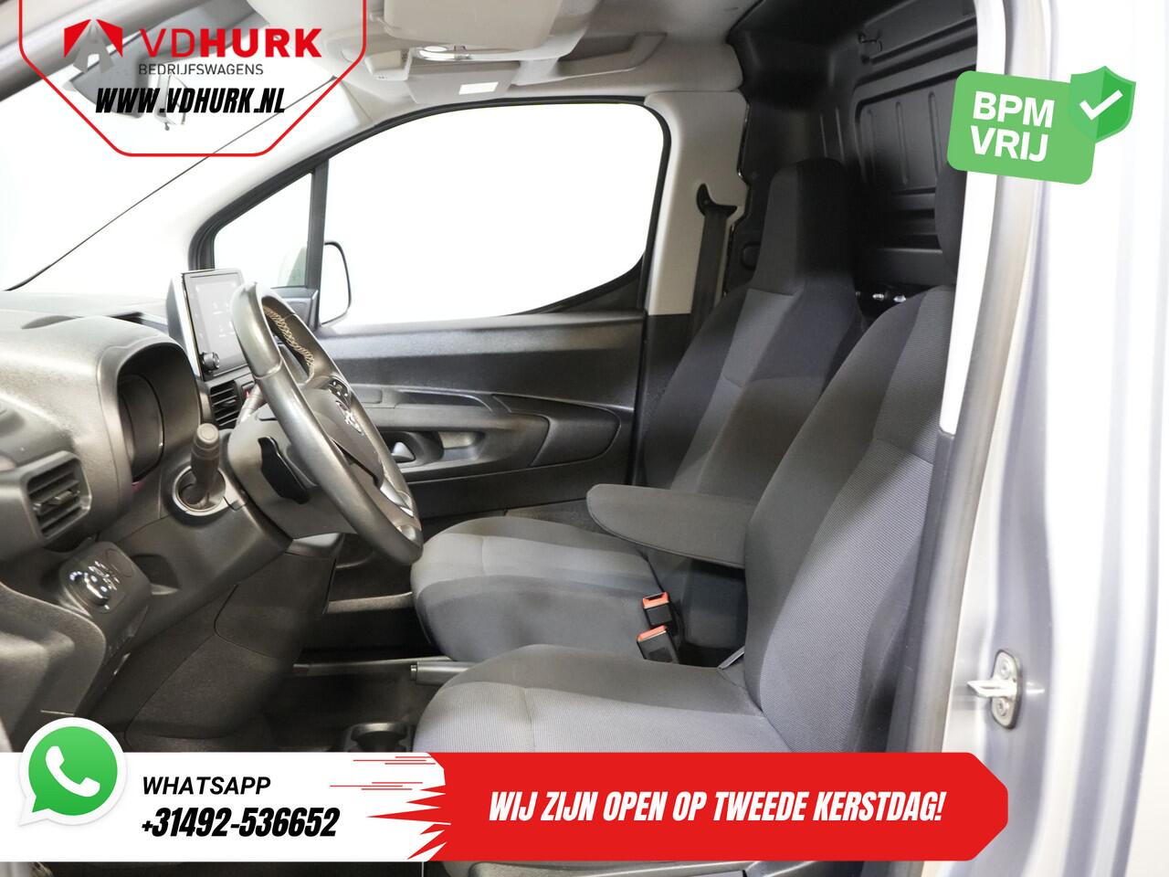 Opel COMBO 1.2 Turbo 130 pk Aut. BENZINE BPM VRIJ! Keyless/ Carplay/ PDC/ Cruise/ Trekhaak/ Airco