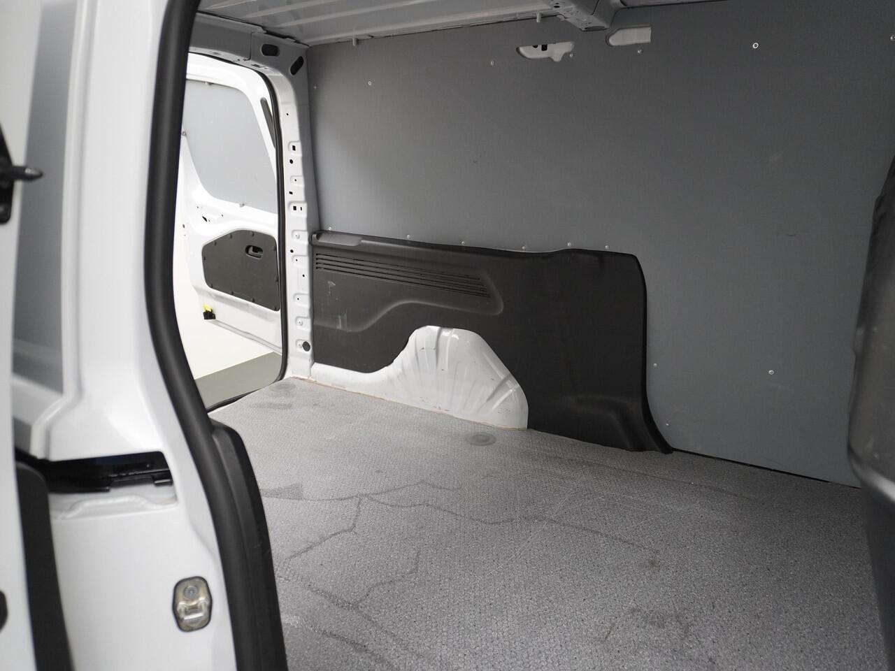 Opel COMBO 1.5D L2H1 102PK, Cruise Control, Navigatie, Climat, EX Lease