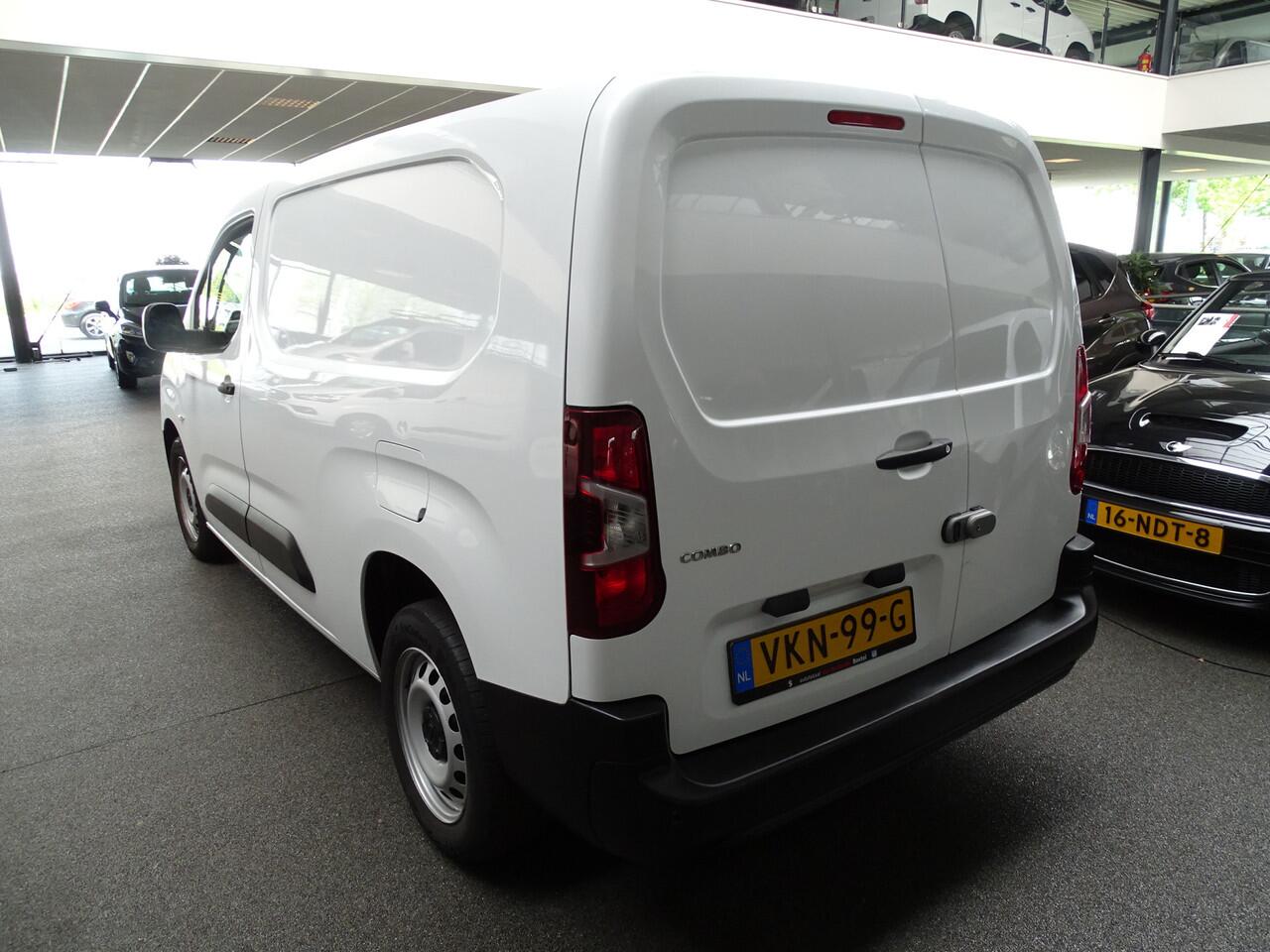 Opel COMBO 1.5D L2H1 Edition maxi, Carplay, Navi, Cruise, Airco, Etc.