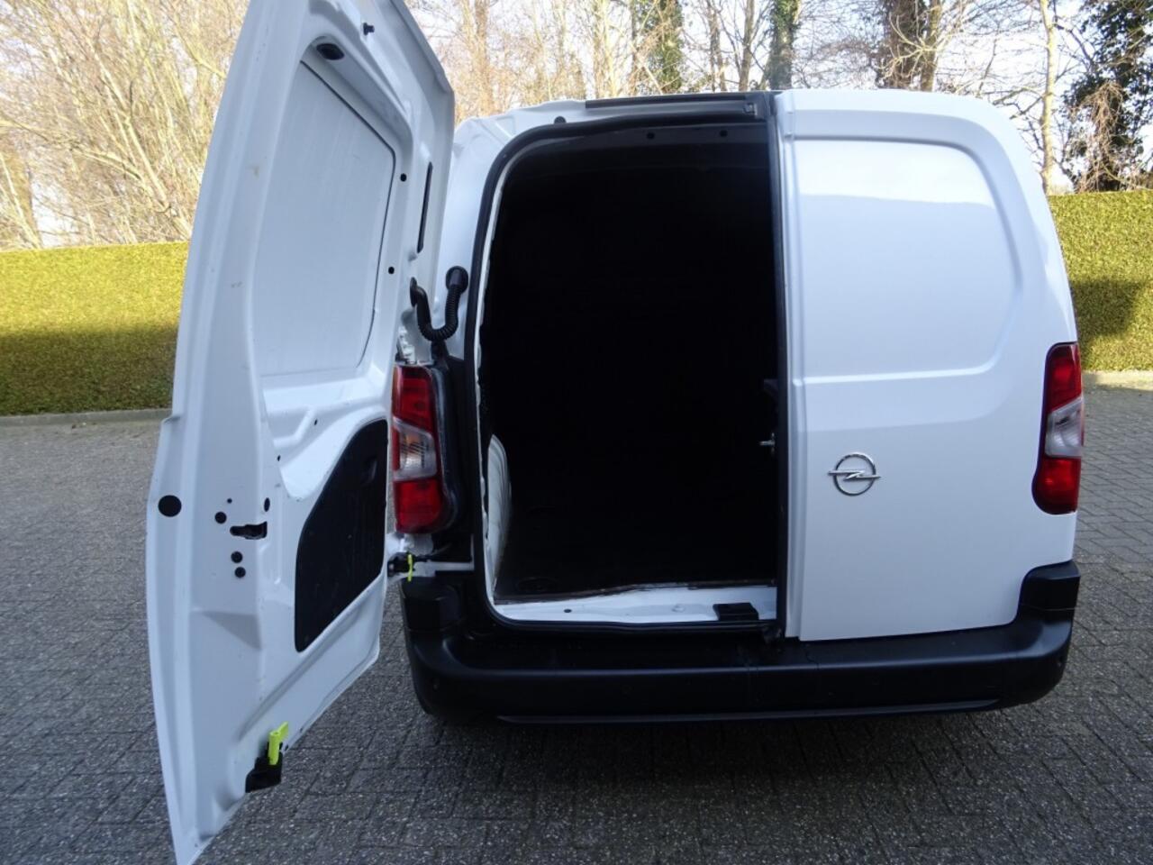 Opel COMBO 1.6D L1H1 EDITION NAVI BLUETOOTH CLIMA PDC CRUISE
