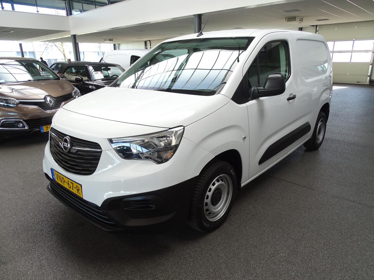 Opel COMBO 1.5D L1H1 Edition, Airco, Carplay, Navi, Cruise, etc
