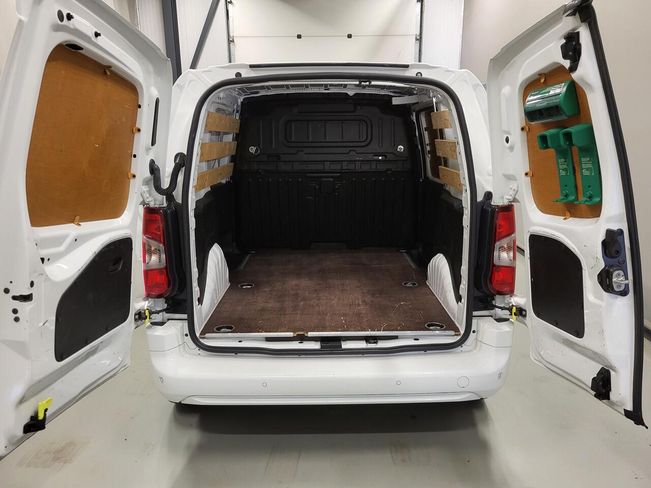 Opel COMBO 1.2Turbo 111pk Benzine!