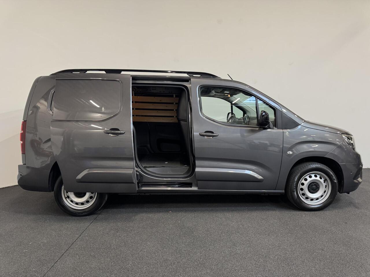 Opel COMBO 1.5D L2H1 Edition Automaat Airco Bluetooth Cruise Control Navigatie Trekhaak