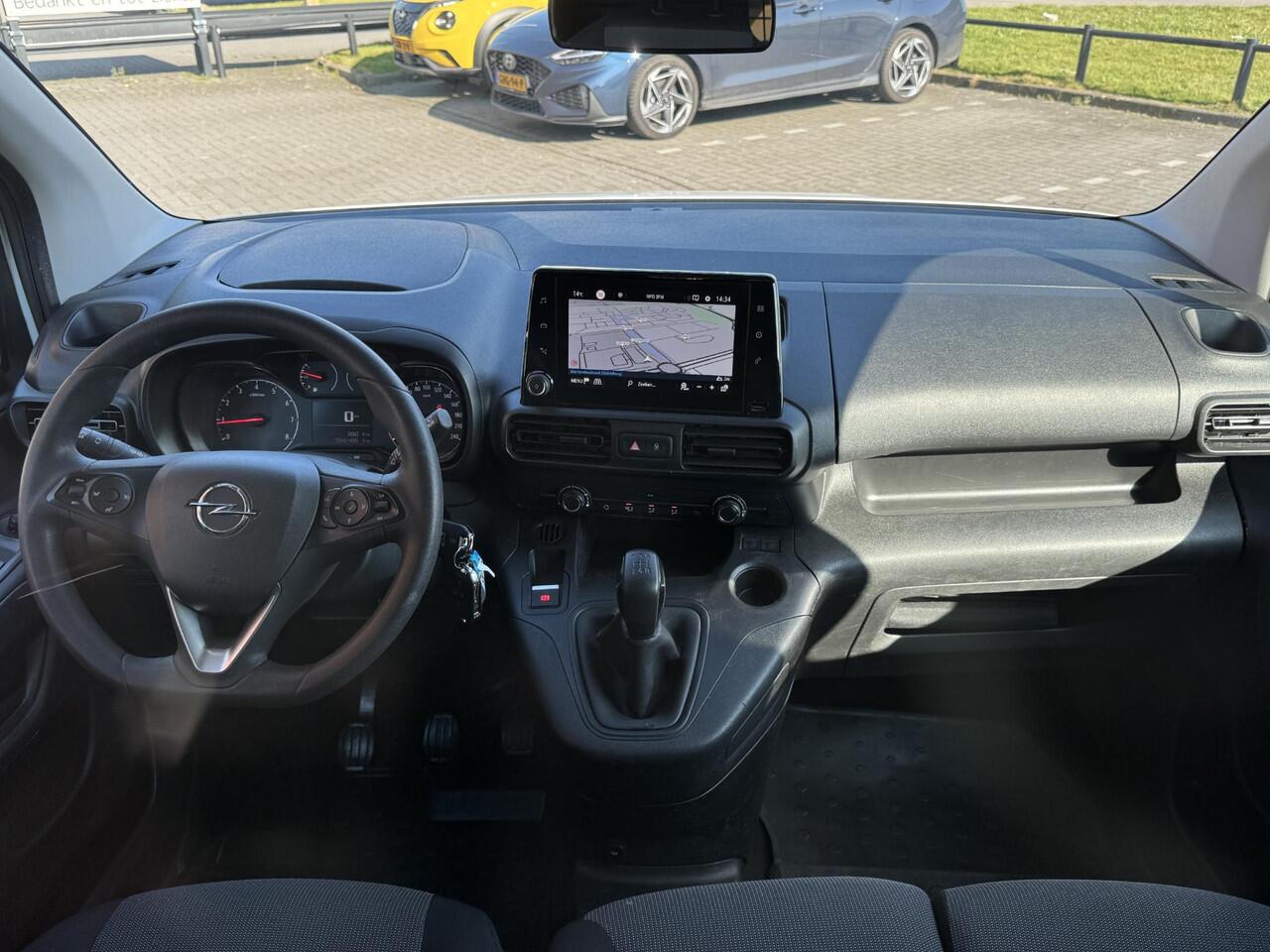 Opel COMBO 1.5D L1H1 Edition 3-Persoons | Trekhaak | Navigatie | Apple Carplay/Android Auto | Lat-Om-Lat Betimmering | Rijklaarprijs! (Ex. BTW)