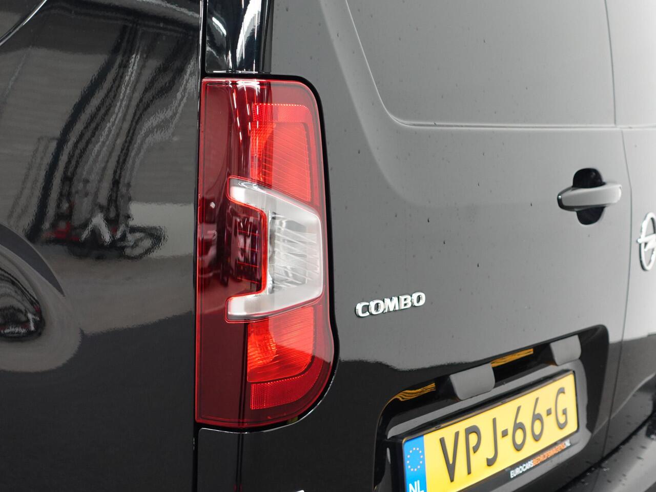 Opel COMBO 130pk Automaat L2H1 Edition Navi App-connect DAB Trekhaak Imperiaal
