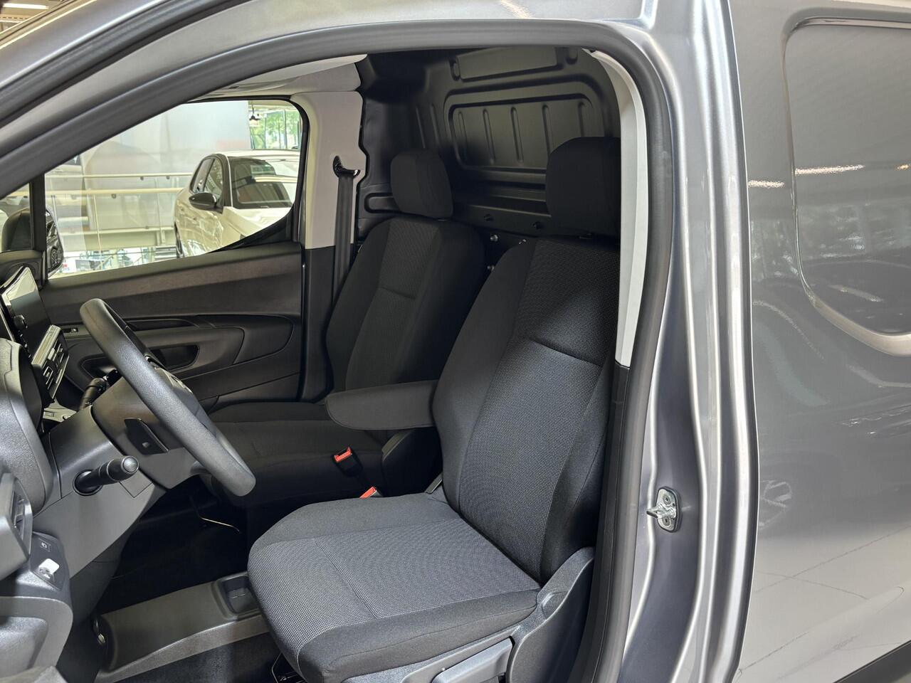 Opel COMBO Electric L1 50kWh | 8 jaar garantie | Multimedia Pakket | Stoelen Pakket | Laadruimte Pakket