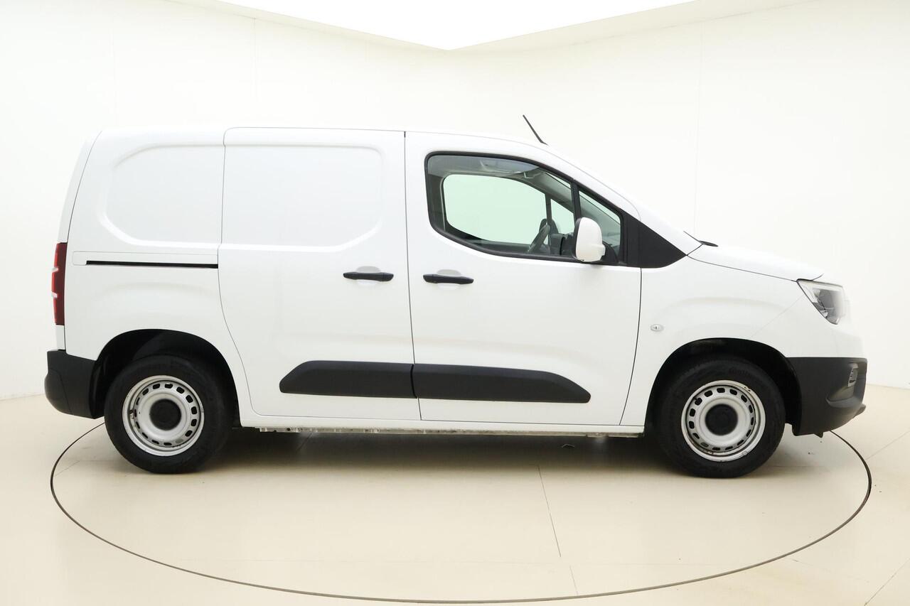 Opel COMBO 1.5D L1H1 Edition 75pk | Trekhaak | Airco | Cruise Control | Weinig Kilometers | Financial Lease mogelijk | Bluetooth