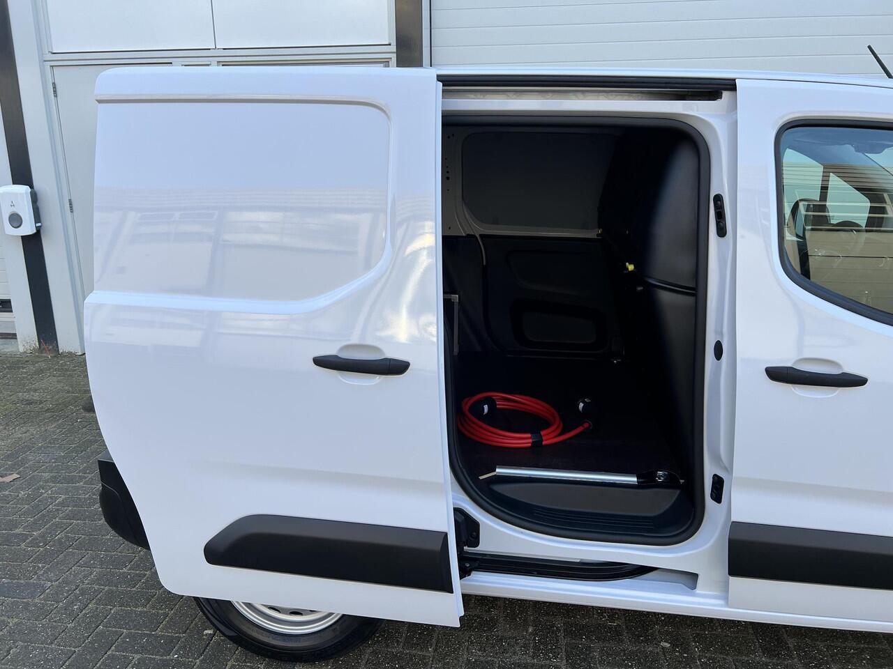 Opel COMBO Electric L1 50kWh | 0% rente | Apple Carplay | passagiersbankje | Comfort stoel | betimmering | rijklaarprijs