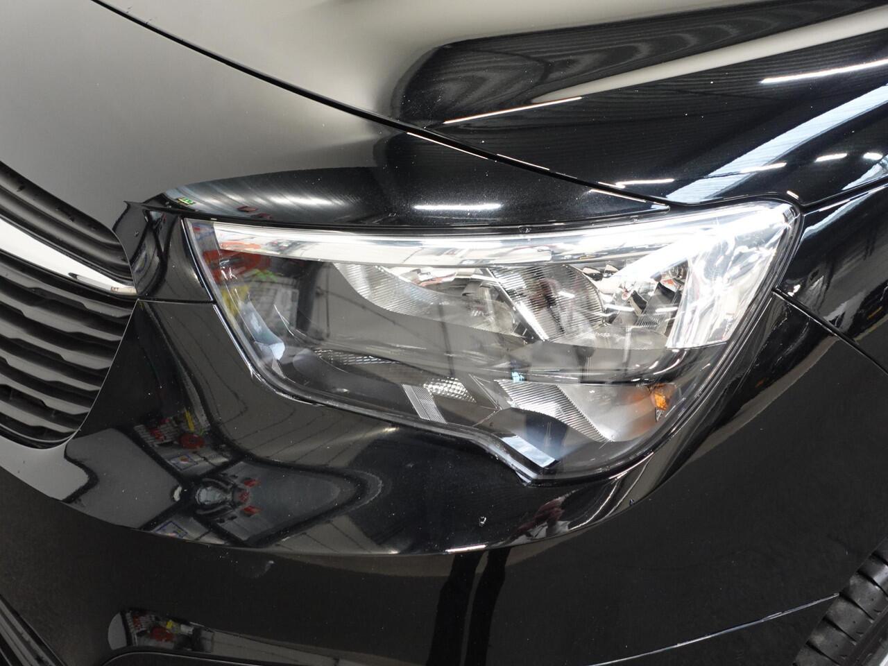 Opel COMBO 1.5D 130PK L2H1 Edition Automaat Airco Bluetooh Navi Camera Parkeersensoren 2 Zits