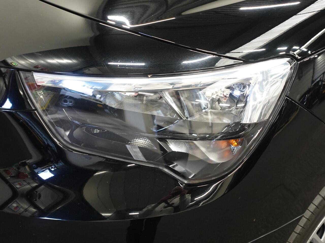 Opel COMBO 1.5D L1H1 Edition 3-zits Airco Navigatie Trekhaak parkeersensoren