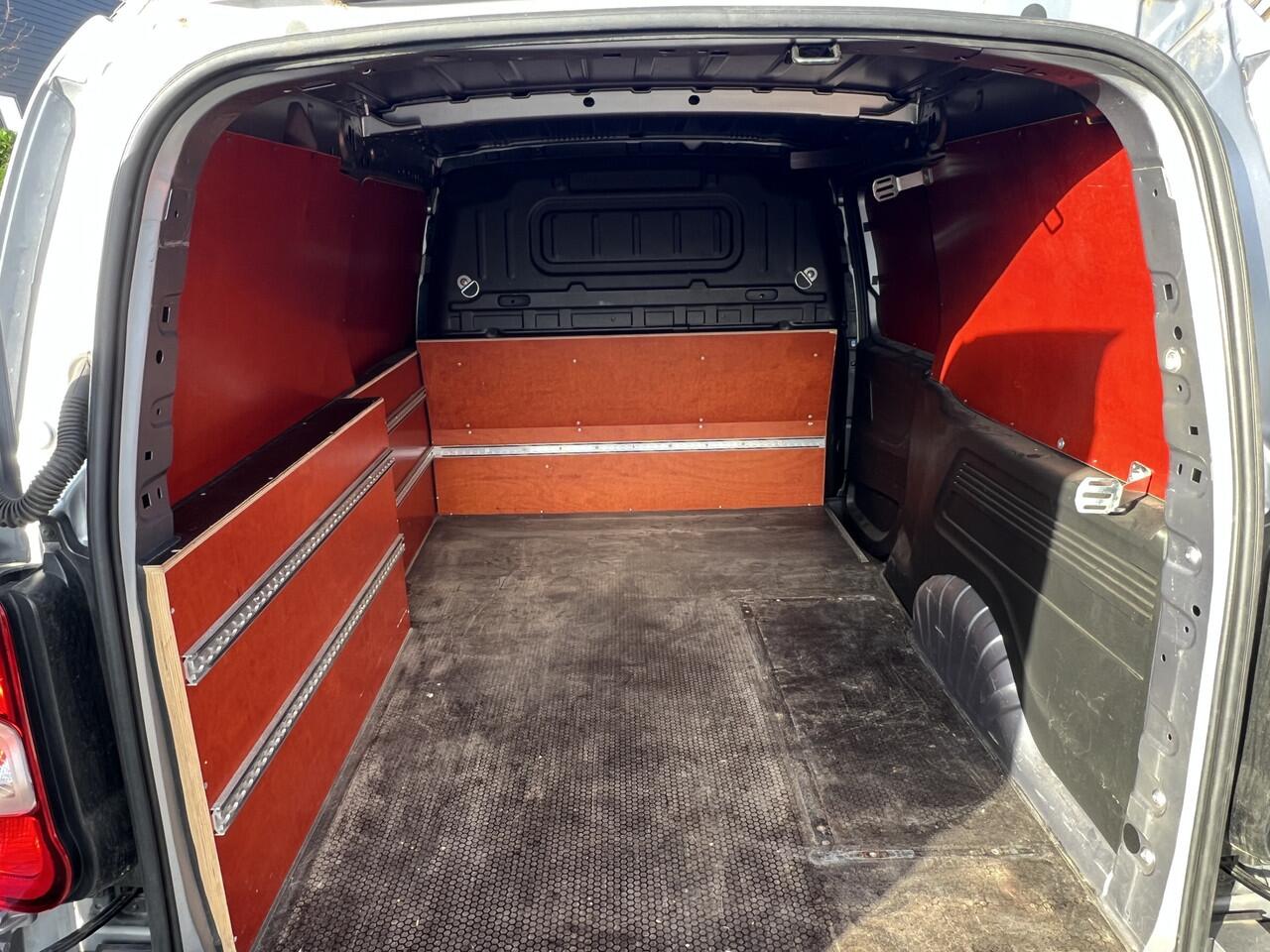 Opel COMBO 1.5D L2H1 Innovation + PDC V/A/TREKHAAK/NAVI/CRUISE CONTROL