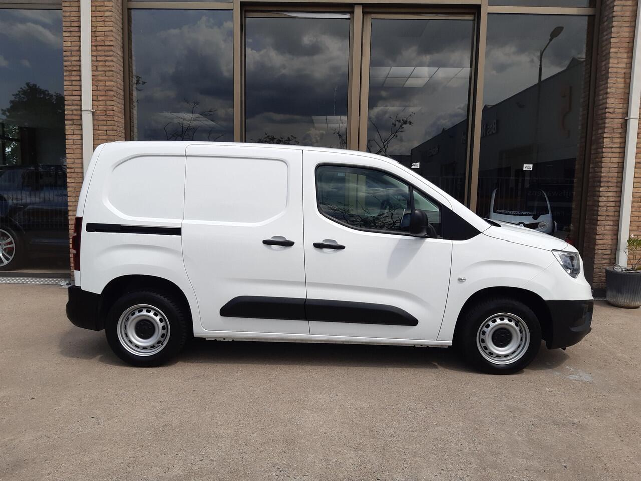 Opel COMBO 102Pk Airco Cruisecontrol Achteruitrijcamera 35925 KM !