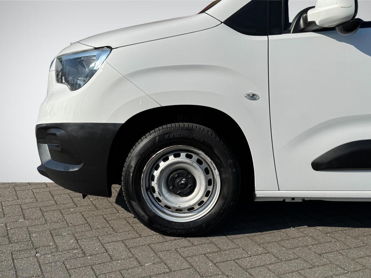 Opel COMBO 1.5D L1H1 Edition 3-Persoons | Trekhaak | Navigatie | Apple Carplay/Android Auto | Lat-Om-Lat Betimmering | Rijklaarprijs! (Ex. BTW)