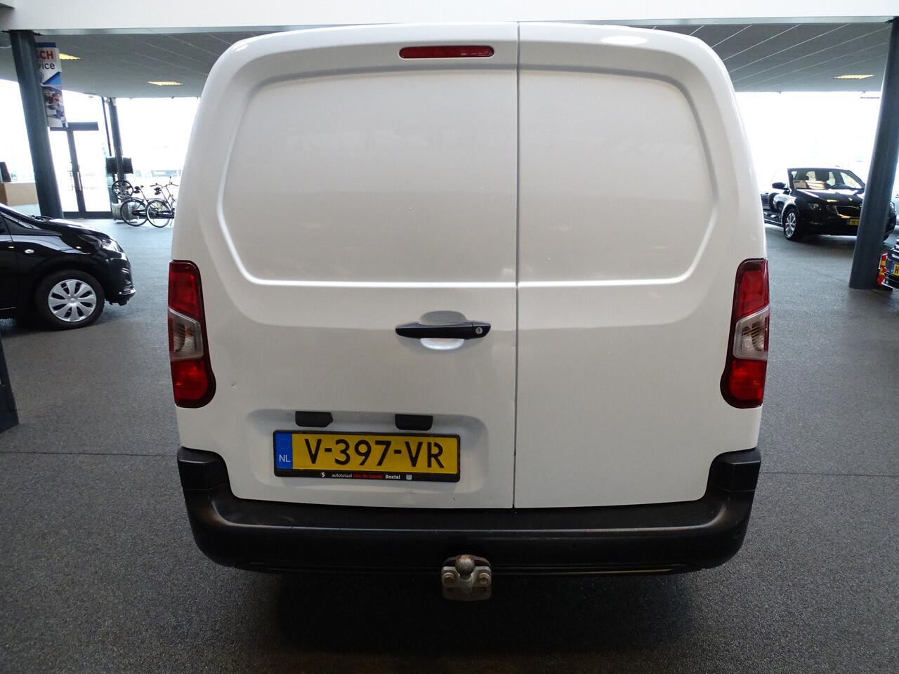 Opel COMBO 1.6D L2H1 Edition Lang, Navi, Apple carplay, trekhaak, airco Cruise Etc.