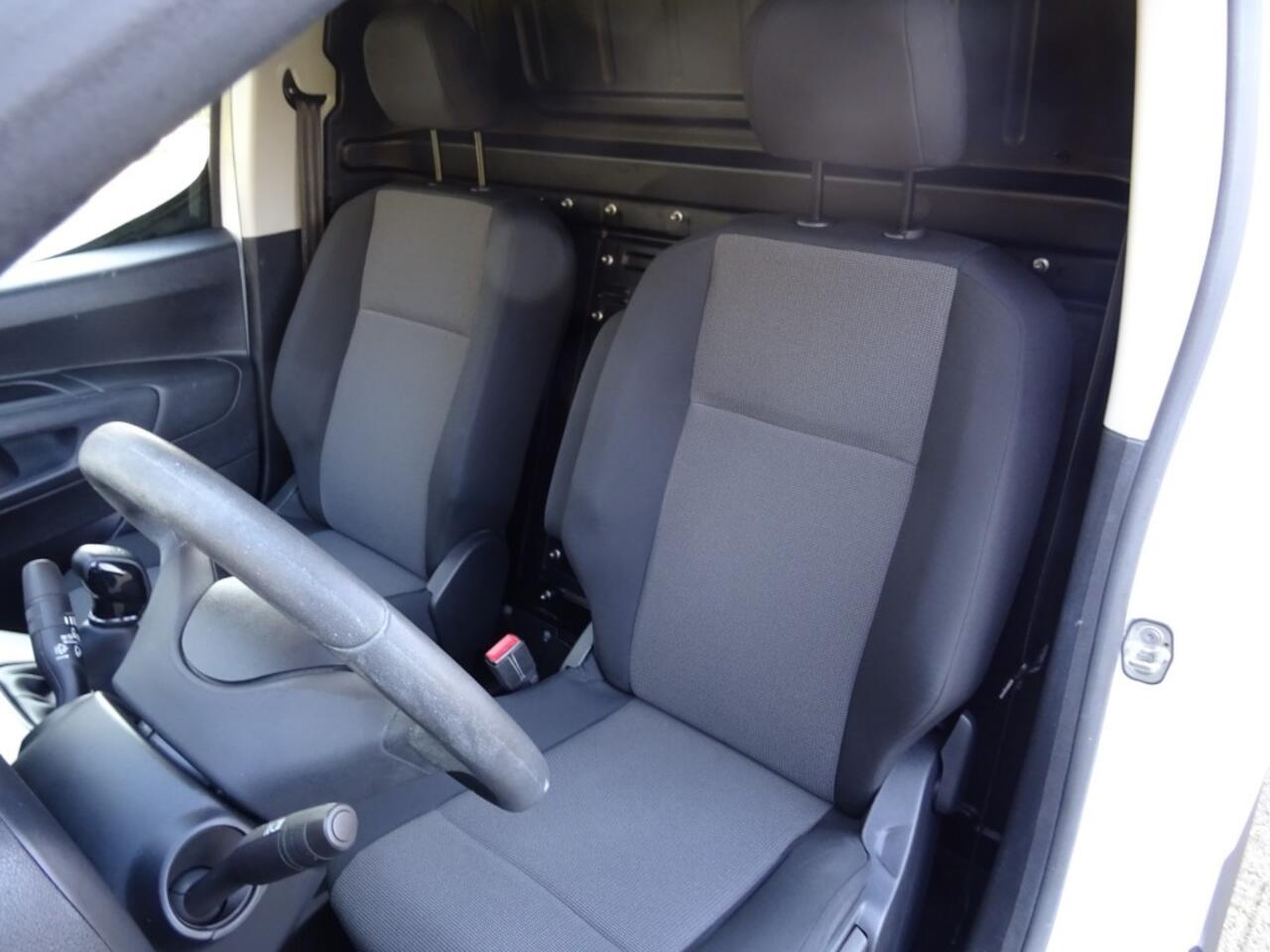 Opel COMBO 1.6D L1H1 EDITION NAVI BLUETOOTH CLIMA PDC CRUISE