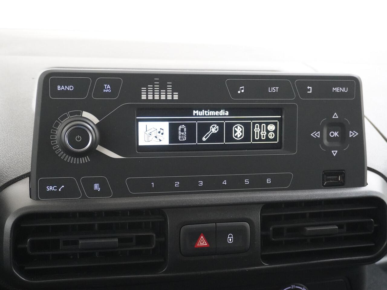 Opel COMBO 1.5CDTI EURO 6 3-Persoons Airco Cruise Control Bluetooth Elektr.ramen Elektr.spiegels+Verwarmd Centr.Vergr+ab. L1H1 Edition Schuifdeur Betonplex vloer Lat om Lat betimmering Origineel Nederlandse Auto