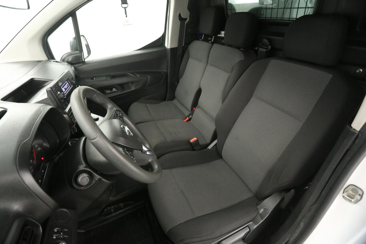 Opel COMBO 1.5D L2 131PK | Airco | 3 Zits | Cruise | Parkeersens.