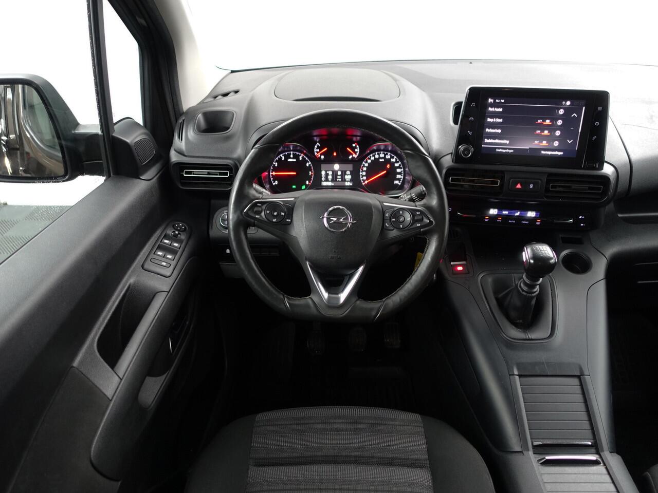 Opel COMBO TOUR 1.2 Turbo L2H1 Edition- 360 Camera, Stuur/Stoelverwarming, Xenon Led, 2x Schuifdeur, Park Assist