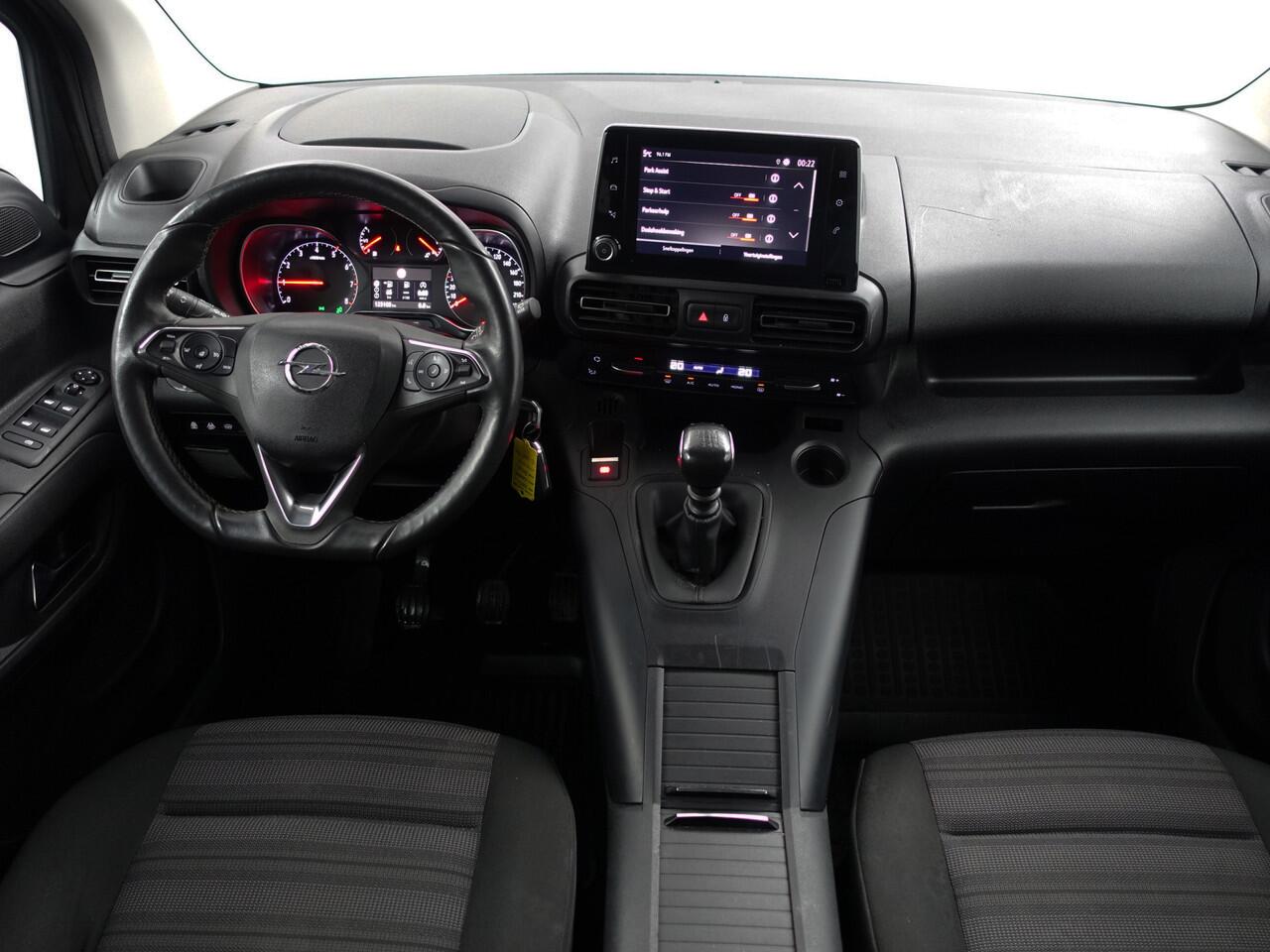 Opel COMBO TOUR 1.2 Turbo L2H1 Edition- 360 Camera, Stuur/Stoelverwarming, Xenon Led, 2x Schuifdeur, Park Assist