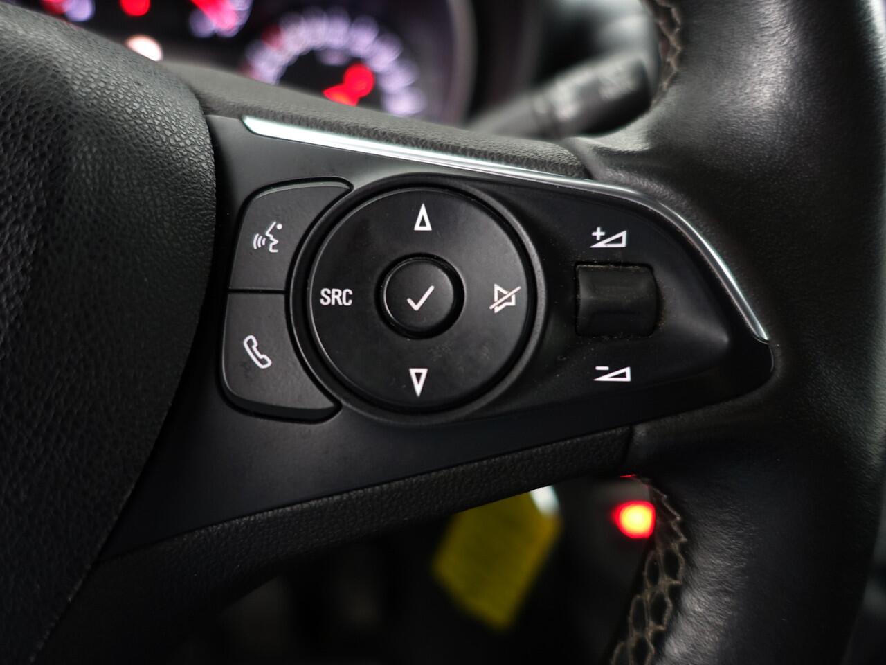 Opel COMBO TOUR 1.2 Turbo L2H1 Edition- 360 Camera, Stuur/Stoelverwarming, Xenon Led, 2x Schuifdeur, Park Assist