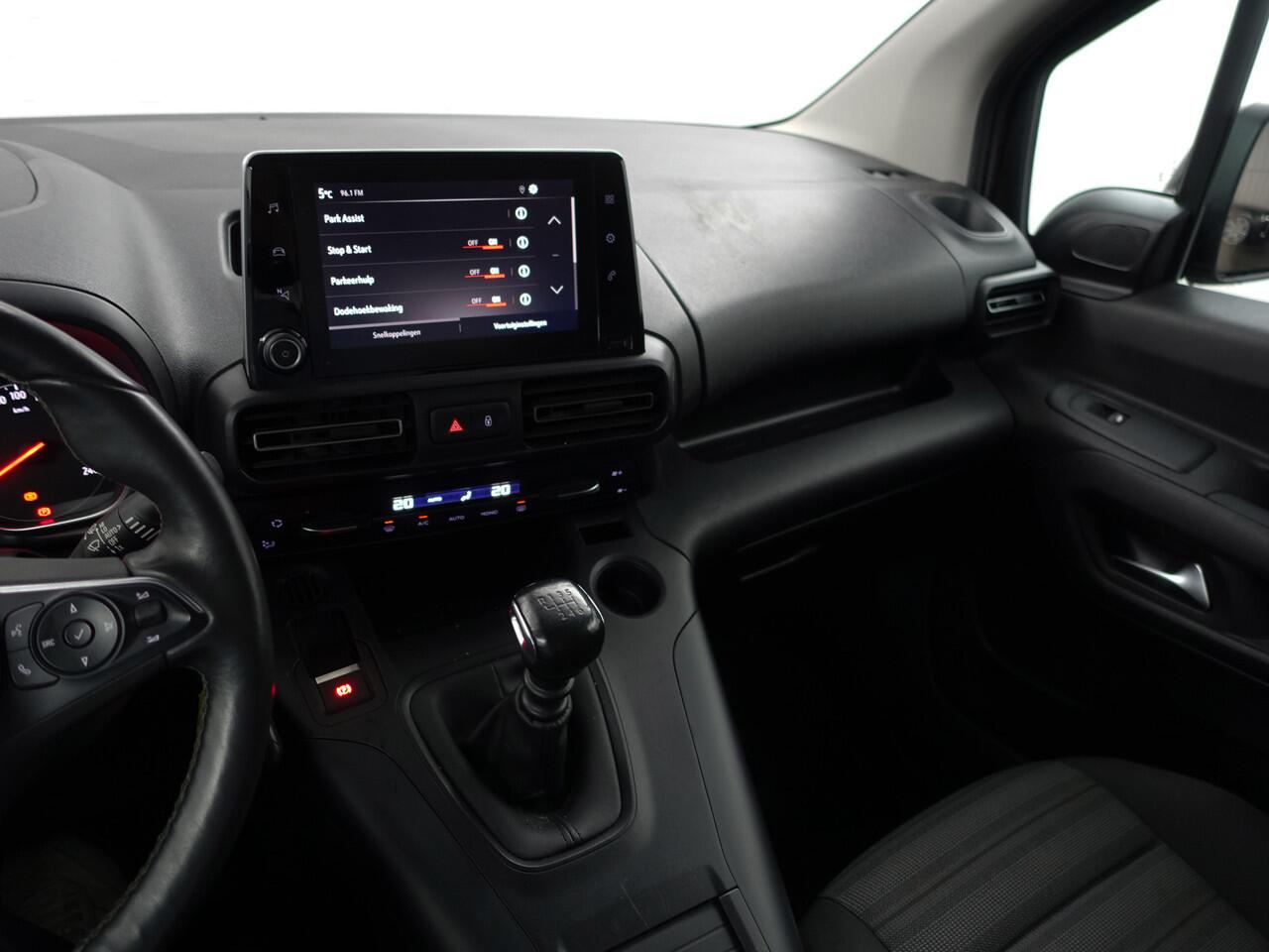 Opel COMBO TOUR 1.2 Turbo L2H1 Edition- 360 Camera, Stuur/Stoelverwarming, Xenon Led, 2x Schuifdeur, Park Assist