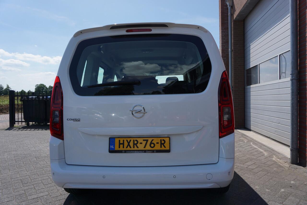 Opel COMBO TOUR 1.2 Turbo L1H1 Edition 5 PERSOONS 5 STOELEN- PARKEERSENSOREN - NAVI - APPLE CARPLAY / ANDROID - AIRCO - CRUISE - RIJSTROOKSENSOR - PARKEERHULP - 2X SCHUIFDEUR - DAB+ - BLUETOOTH - AUT. VERLICHTING